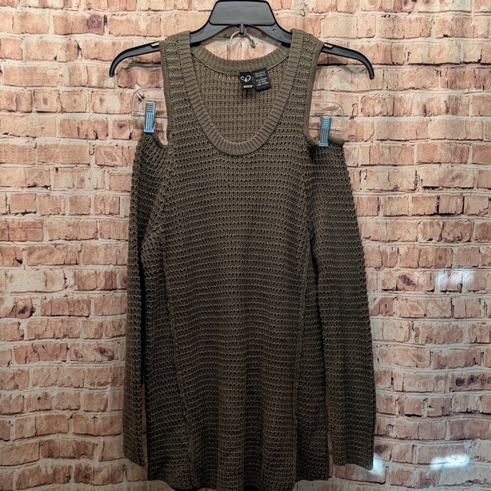 Windsor Sweater Cold Shoulder Size Large